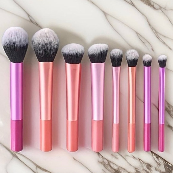 Makeup Sponge and Brush Set with Pink Hearts Bag - Picture 7 of 10